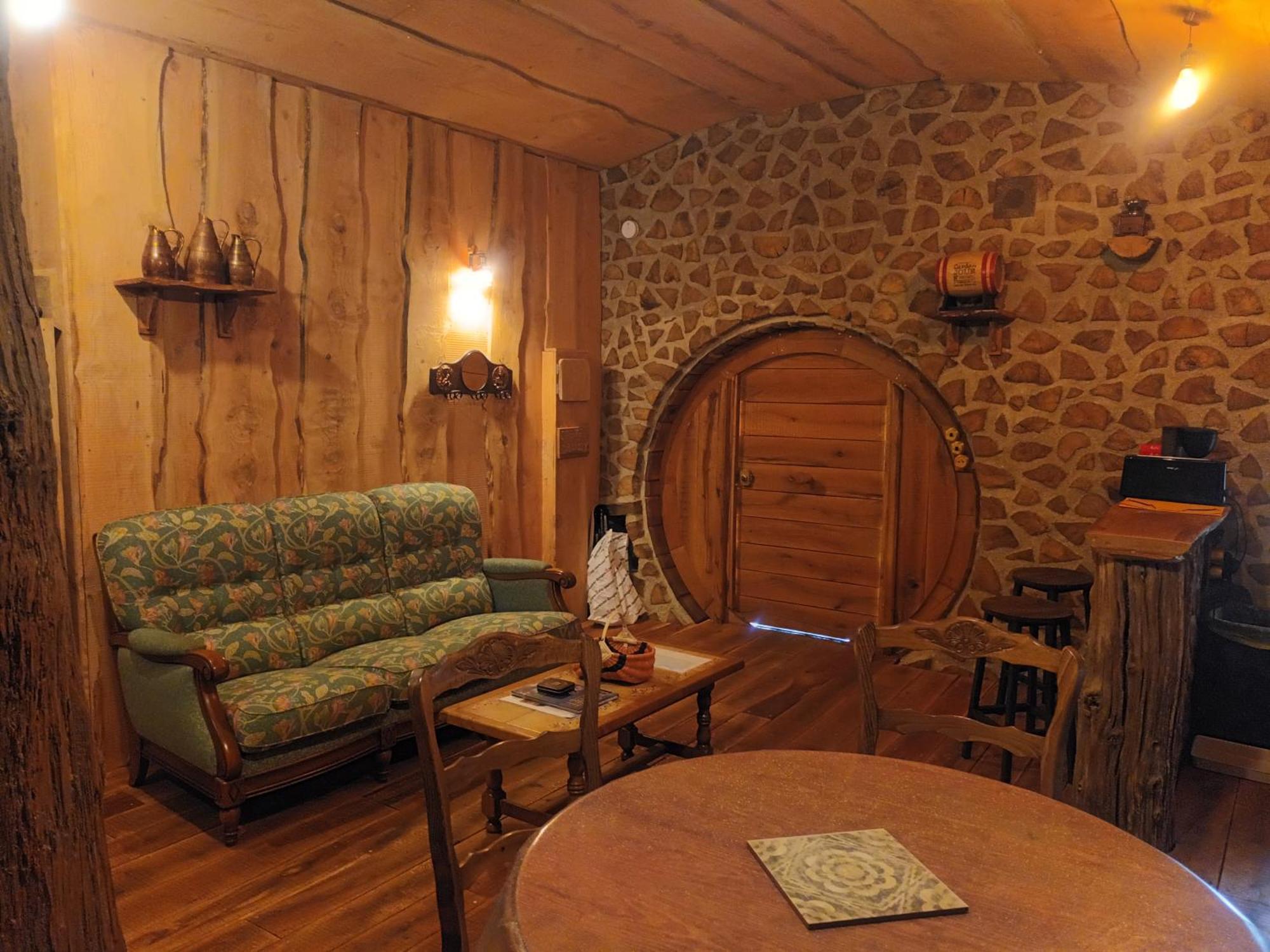 Вилла Hobbit Mont Saint Michel Castel Brandy Tanis Экстерьер фото